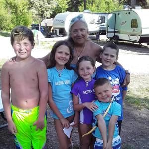 Meet your Posher, Val